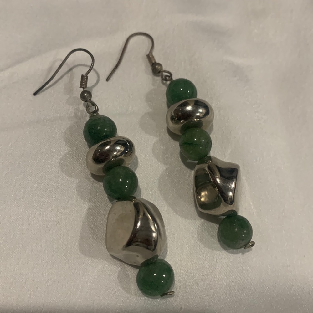 💎💎Brand new metal and stone earrings💎💎 - Picture 3 of 3
